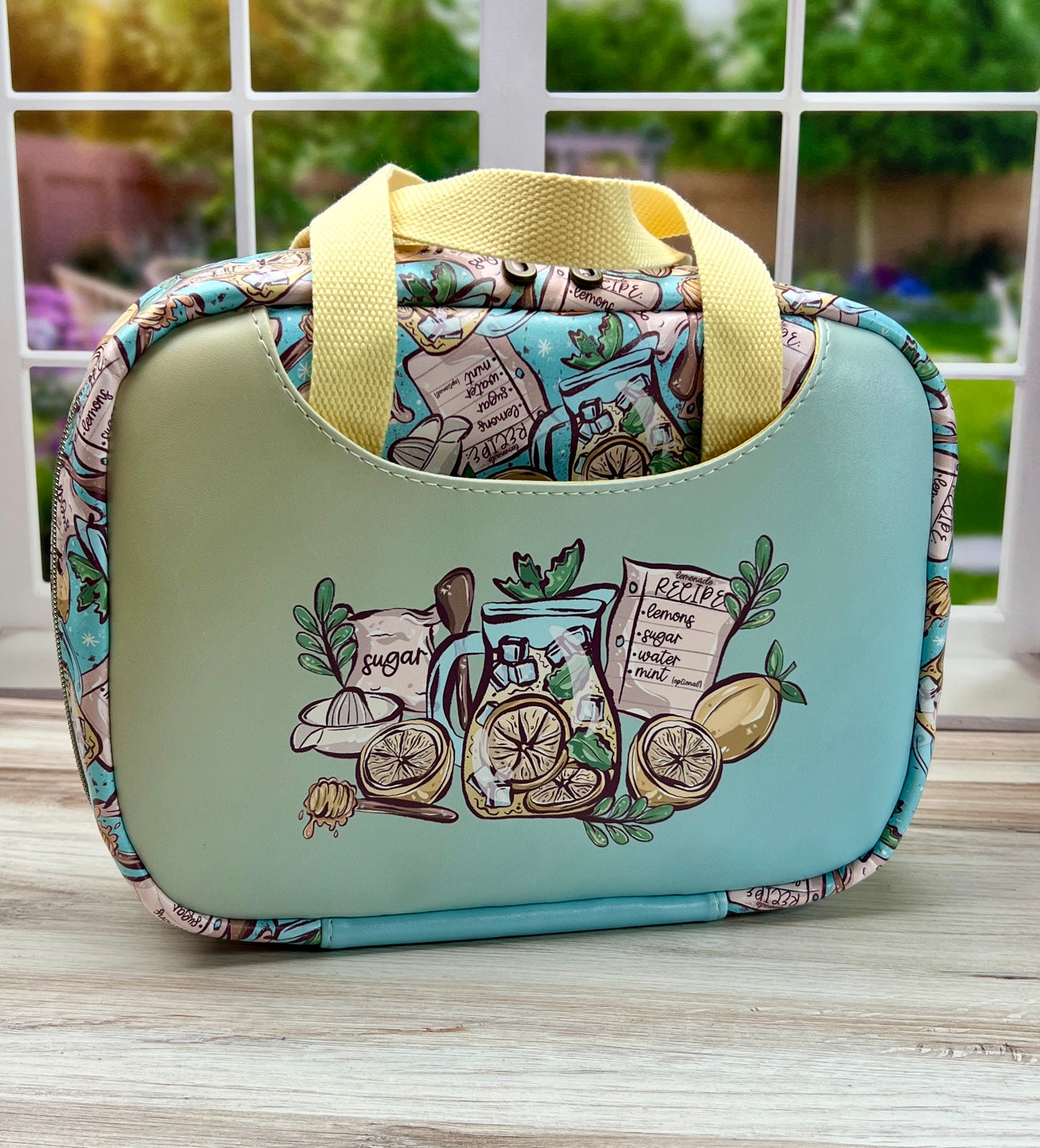 Lemonade Lunch Box