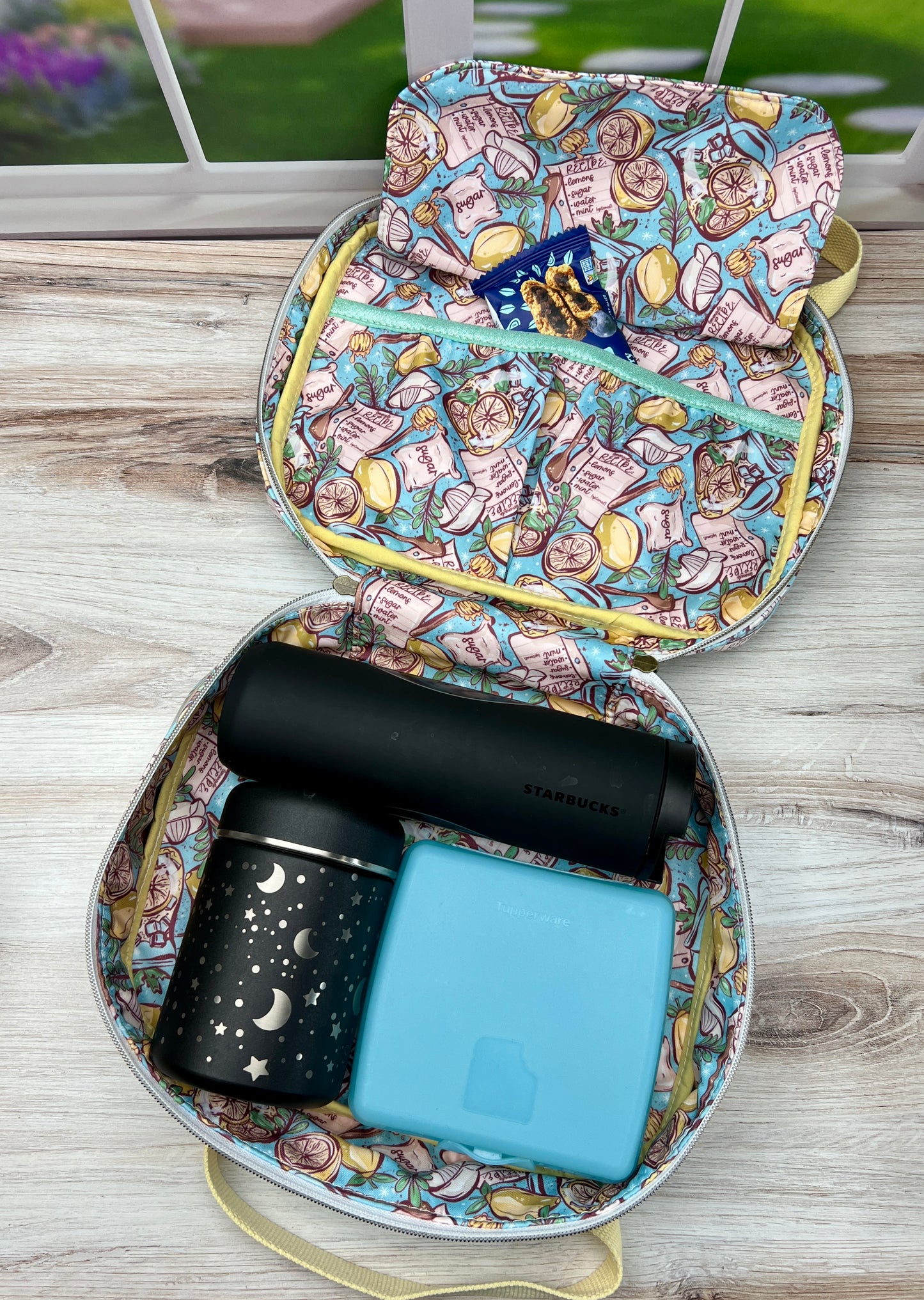 Lemonade Lunch Box