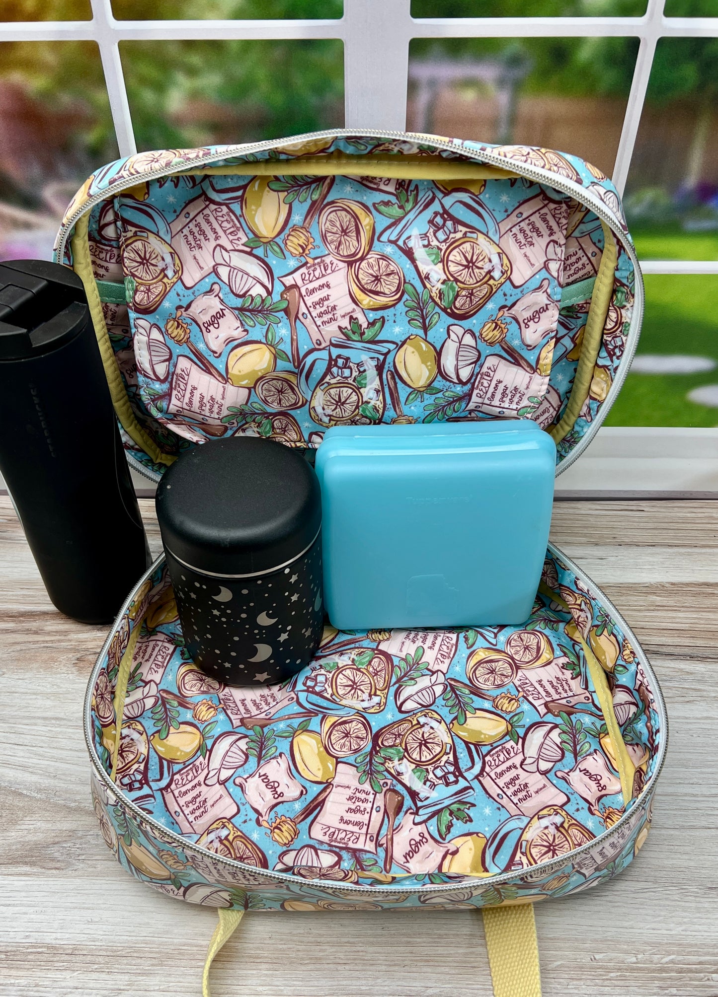 Lemonade Lunch Box