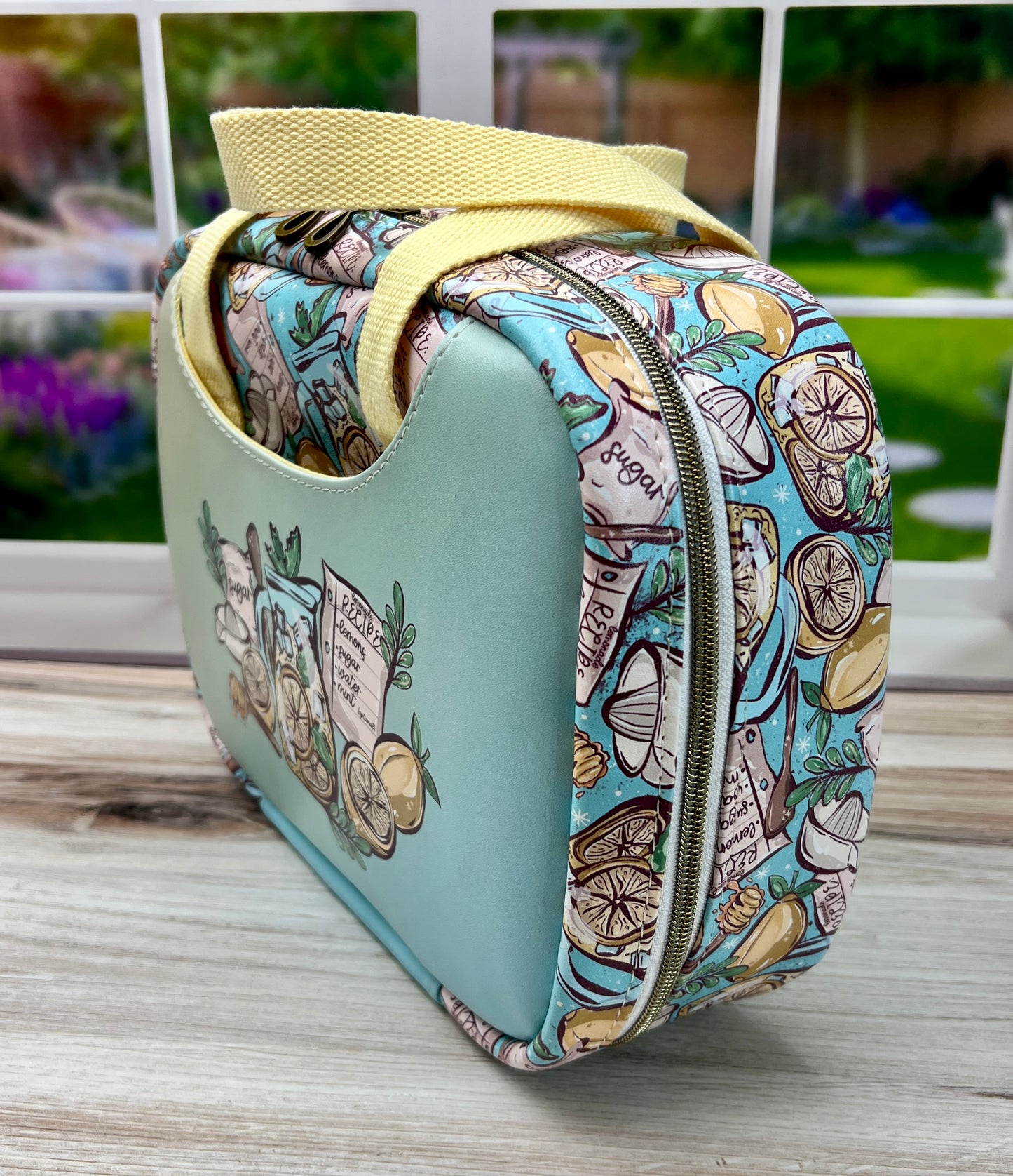 Lemonade Lunch Box