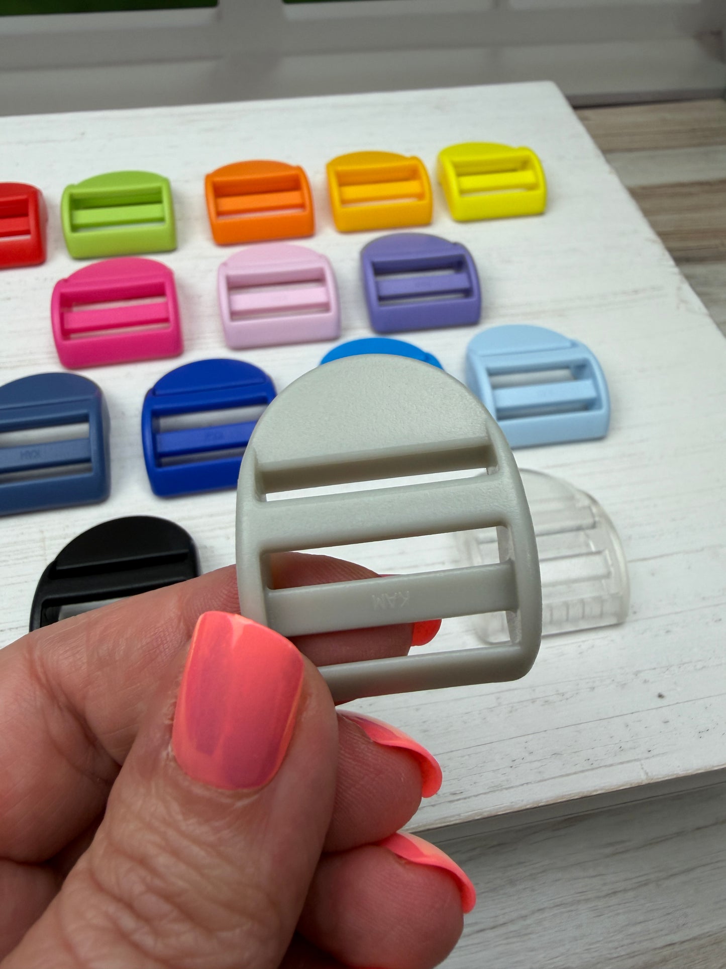 1" Plastic Ladder Buckles