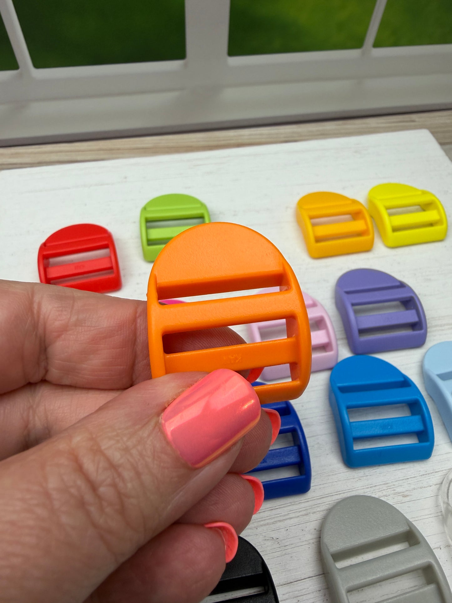 1" Plastic Ladder Buckles