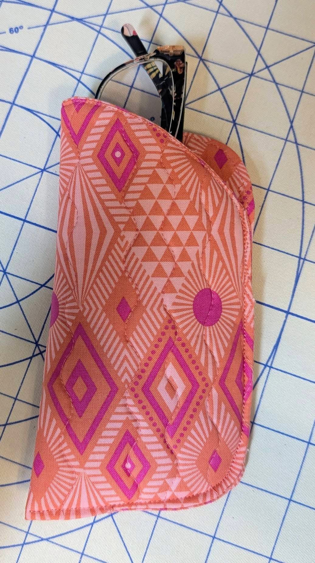 Sunnies Snuggle PDF Pattern